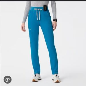 🩵💙Figs Yola Skinny Scrub Pant🩵💙